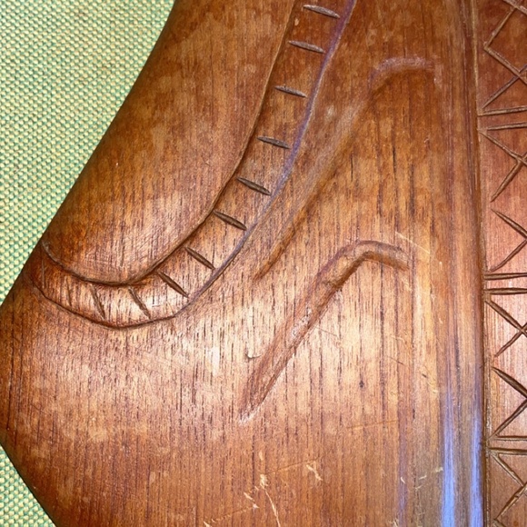 Vintage mid century carved teak wood wall art of African man and woman - Picture 5 of 8